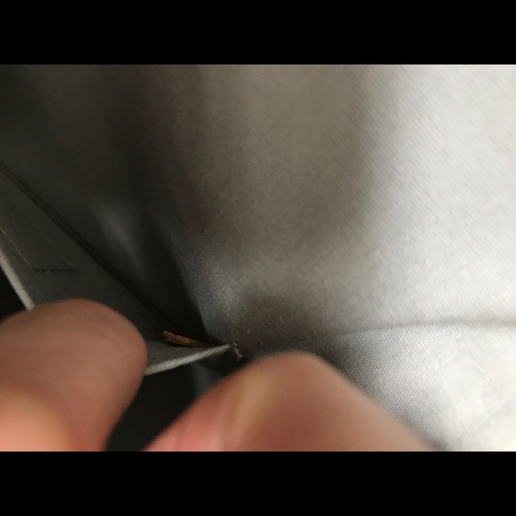 Lv bag - Picture 3 of 8